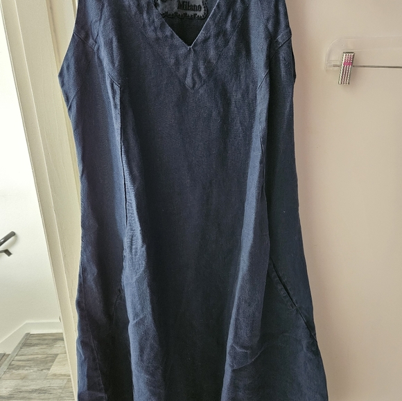 GUC Sz.S Claudio Milano Linen Dress w/pockets,A-Line shape, Very cool,flattering - Picture 4 of 5